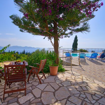 Studios Vrionis Panoramic Sunset Mesovounia  Екстер'єр фото