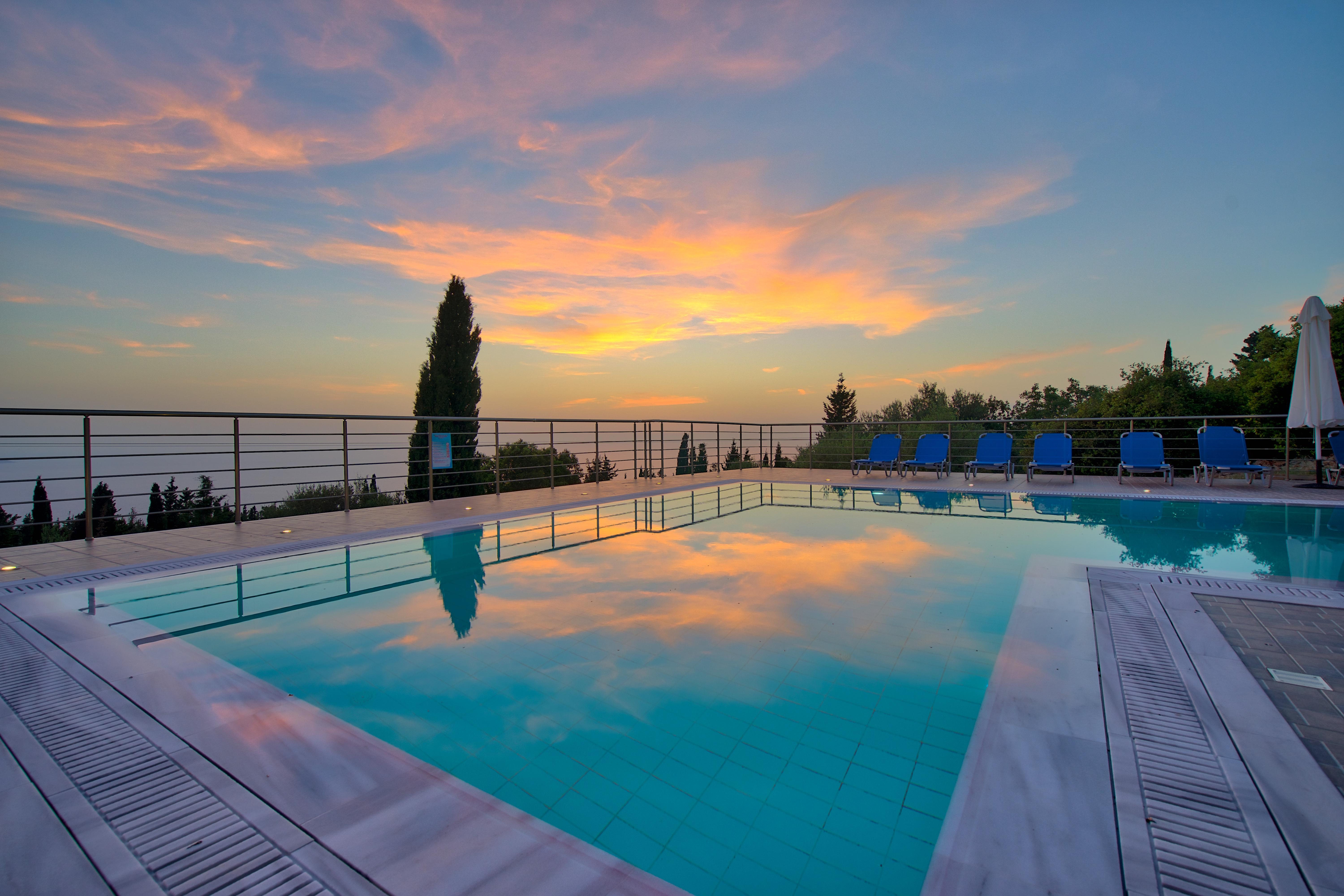 Studios Vrionis Panoramic Sunset Mesovounia  Екстер'єр фото